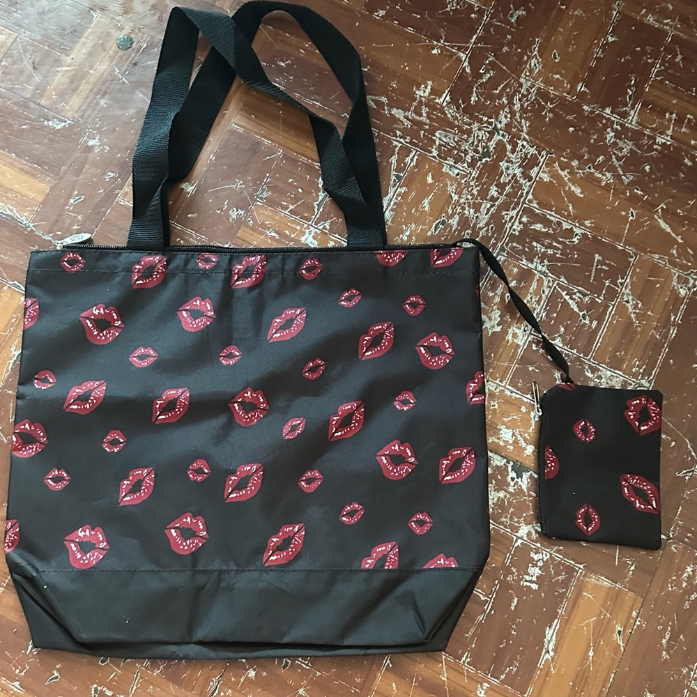 NWOT vintage Betty Boop Black Tote with Red Lips Design - Picture 8 of 12